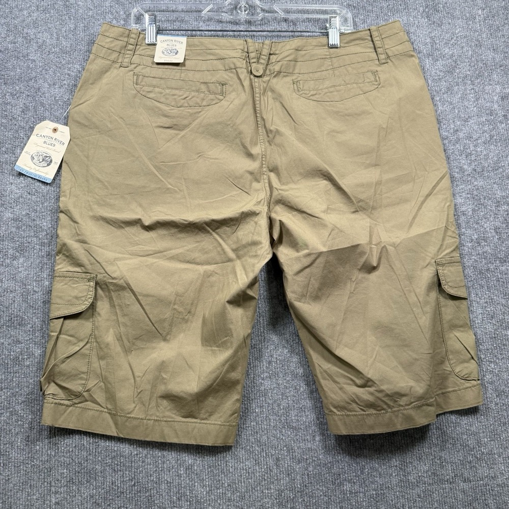 Canyon River Blues Women's Cargo Bermuda Shorts Size 18 Khaki Tan Stretch NWT - Picture 9 of 10